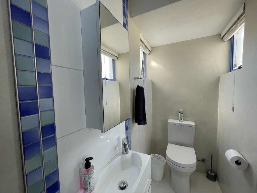 4 Bedroom Property for Sale in Paradise Beach Western Cape